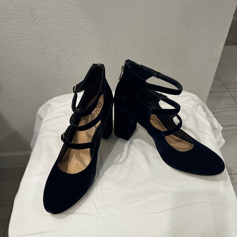 Elegant Navy Velvet Women's Heels
